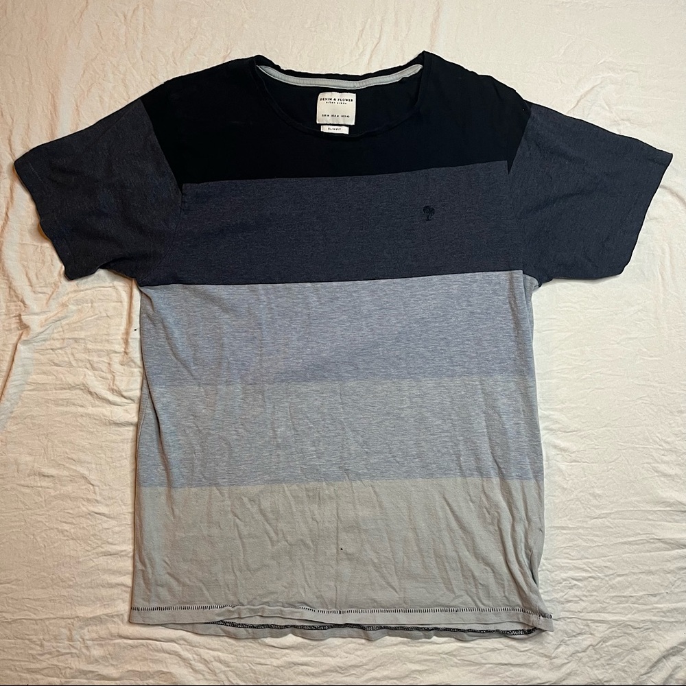Banana Republic Color Block Striped Short Sleeve Crewneck T-Shirt - (M) - Blue